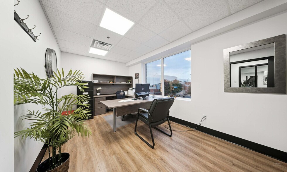 302 Queen Street East, Sault Ste. Marie, ON à vendre - Photo de l’immeuble – Image 3 sur 6