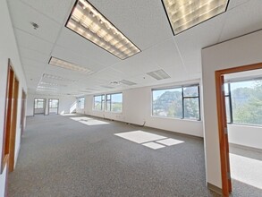 1225 S Weller St, Seattle, WA à louer Photo intérieure– Image 2 sur 7