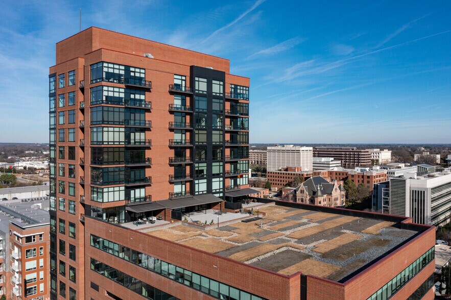 323 W Jones St, Raleigh, NC à louer - Photo de l’immeuble – Image 2 sur 6