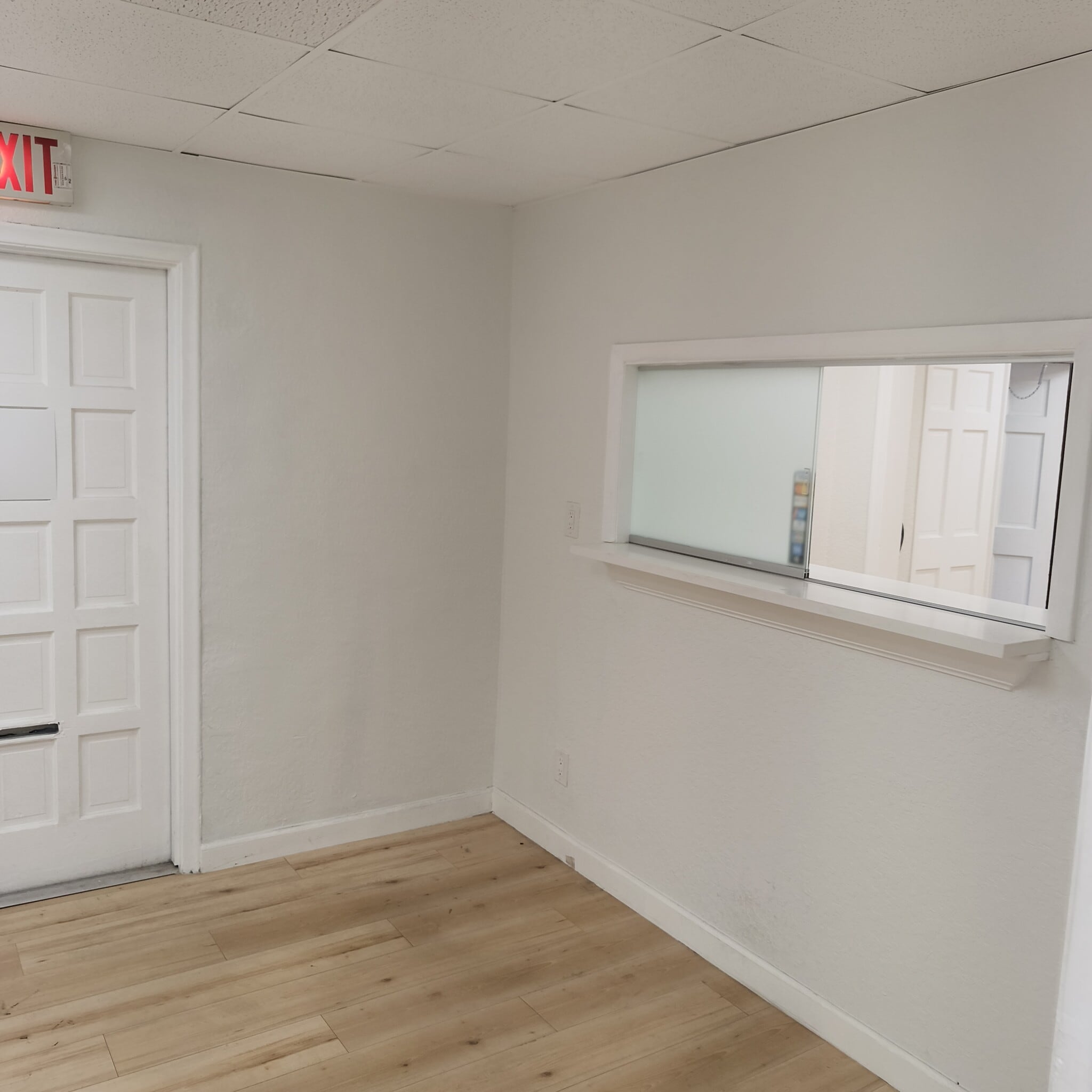 2800 E Commercial Blvd, Fort Lauderdale, FL à louer Photo intérieure– Image 1 sur 11