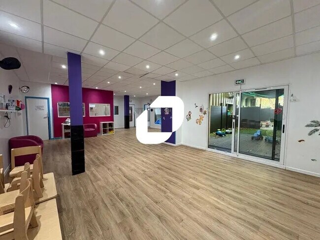 Plus de détails pour Bureau à louer