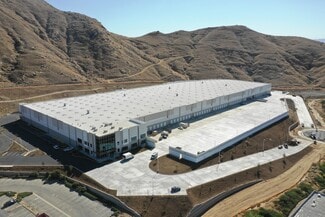 Plus de détails pour 750 Marlborough Ave, Riverside, CA - Industriel/Logistique à louer