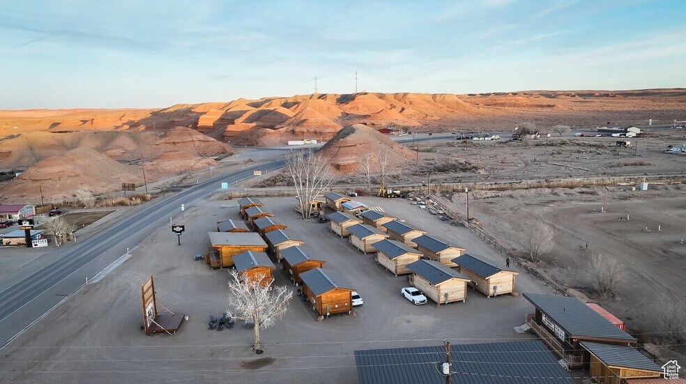 280 E 100 N, Hanksville, UT à vendre - Photo principale – Image 1 sur 5