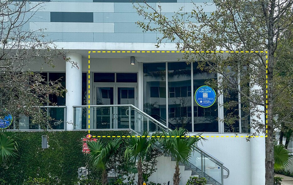 412 NW 22nd St, Miami, FL à louer - Photo de l’immeuble – Image 1 sur 5