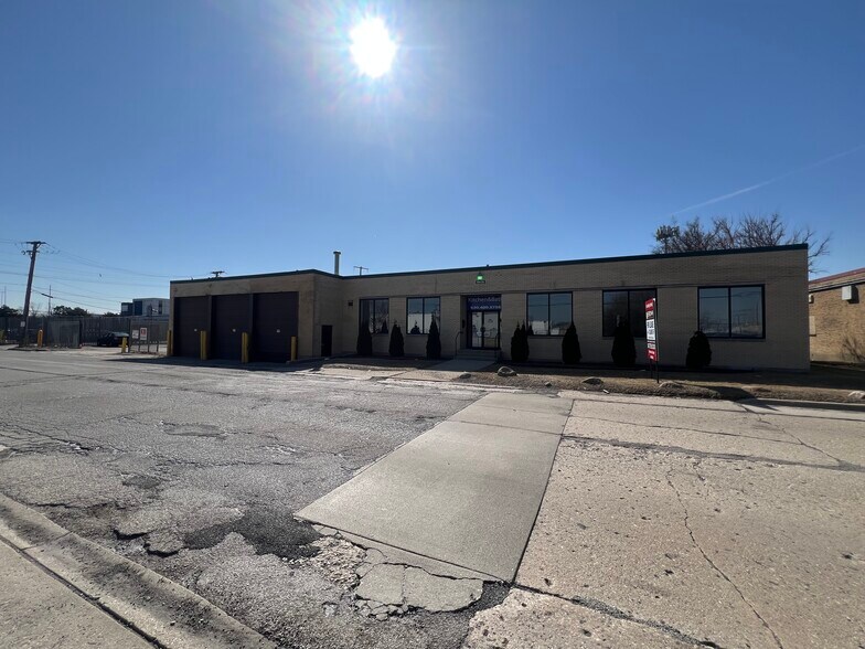 10433-10435 Seymour Ave, Franklin Park, IL à louer - Photo de l’immeuble – Image 2 sur 8
