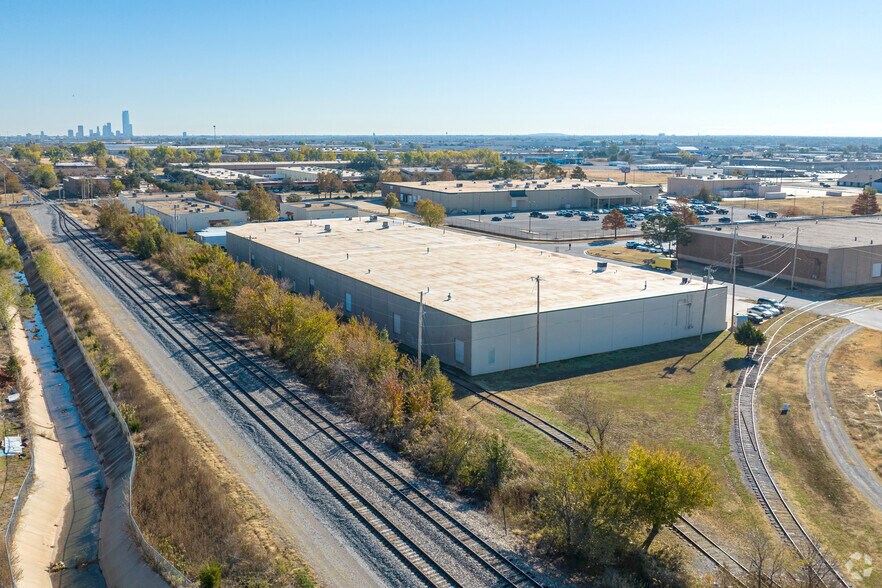 4601-4627 NW 3rd St, Oklahoma City, OK à louer - Aérien – Image 3 sur 5
