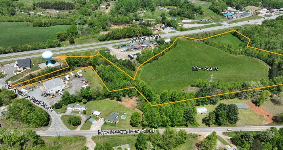 3679 W US Highway 421, Wilkesboro, NC à vendre - Photo de l’immeuble – Image 2 sur 5