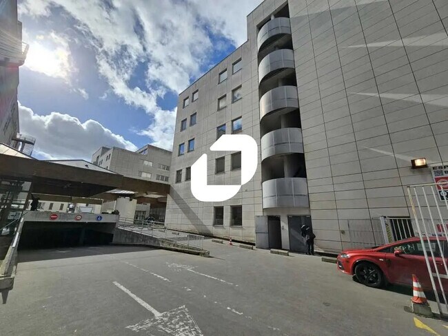 Plus de détails pour Bureau à louer