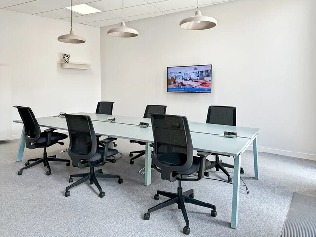 Plus de détails pour Bureau à louer