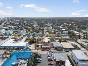 411 Flagler Ave, New Smyrna Beach, FL à vendre Photo de l’immeuble– Image 1 sur 35