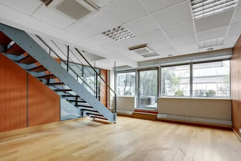 39 Rue Du Gouverneur Général Eboué, Issy-les-Moulineaux à louer Photo de l’immeuble– Image 1 sur 6