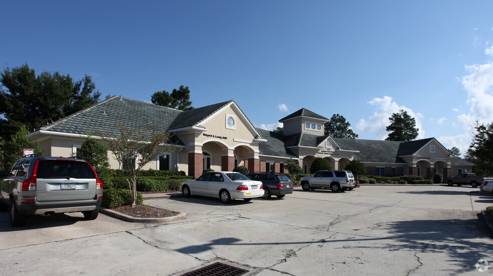 1520 Business Center Dr, Orange Park, FL à louer - Photo principale – Image 1 sur 4