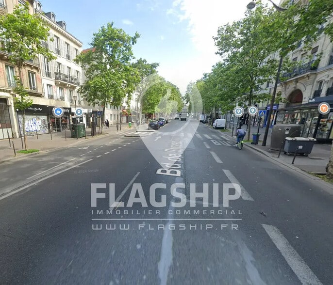 Local commercial dans Paris à louer - Photo de l’immeuble – Image 1 sur 3