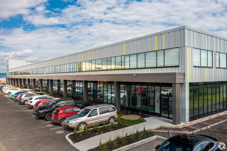 3361 Av De La Gare, Mascouche, QC à louer - Photo de l’immeuble – Image 3 sur 6