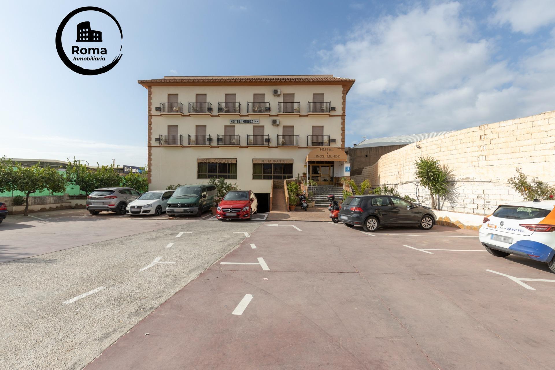 de Almería, 17, Motril, Granada à vendre Photo de l’immeuble– Image 1 sur 51