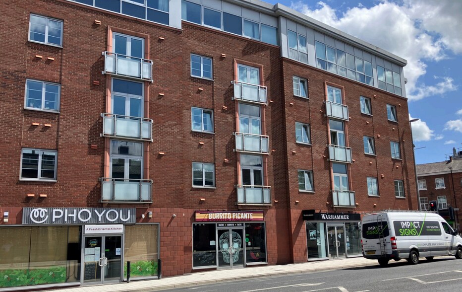 1A Lloyd St, Altrincham à louer - Photo de l’immeuble – Image 2 sur 8