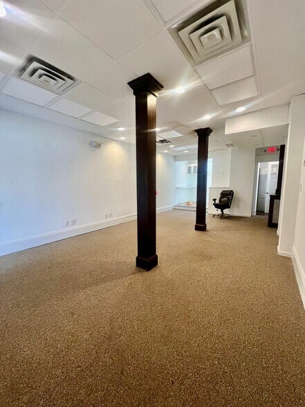 64-68 Main St, Irvington, NY à louer - Photo intérieure – Image 3 sur 8
