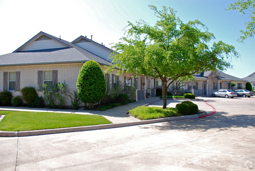 2609 Sagebrush Dr, Flower Mound, TX à louer - Photo principale – Image 1 sur 7