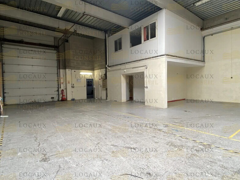 Local d’activités dans Argenteuil à louer - Photo intérieure – Image 2 sur 11