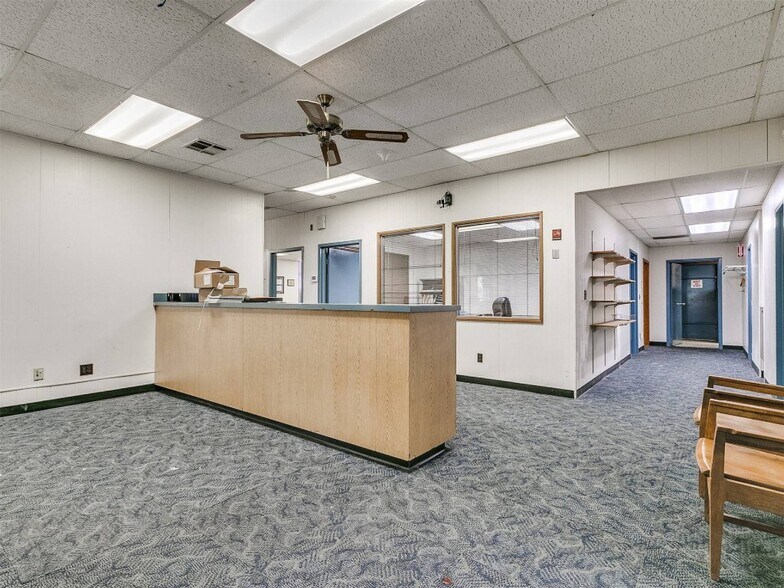 20670 Walker St, Harrah, OK à louer - Photo intérieure – Image 3 sur 5