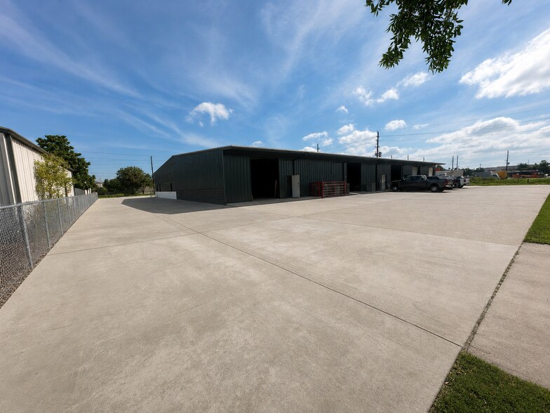 18025 W Little York Rd, Katy, TX à louer - Photo de l’immeuble – Image 2 sur 3