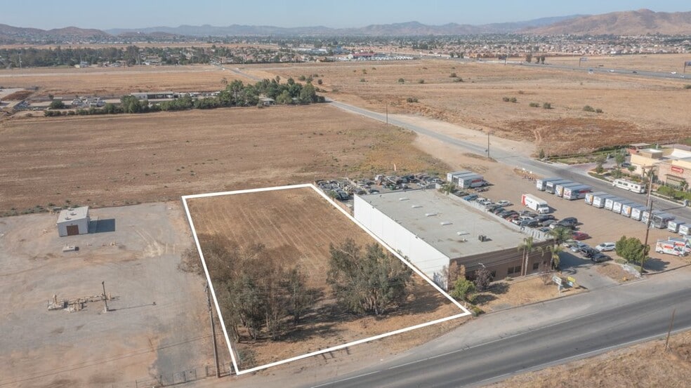 0 Ethanac, Menifee, CA à vendre - Aérien – Image 2 sur 31
