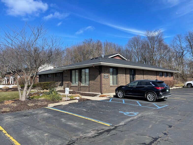8194 Byron Center Ave SW, Byron Center, MI à louer - Photo de l’immeuble – Image 1 sur 15