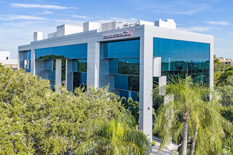 4601 Sheridan St, Hollywood, FL à louer - Photo de l’immeuble – Image 2 sur 11