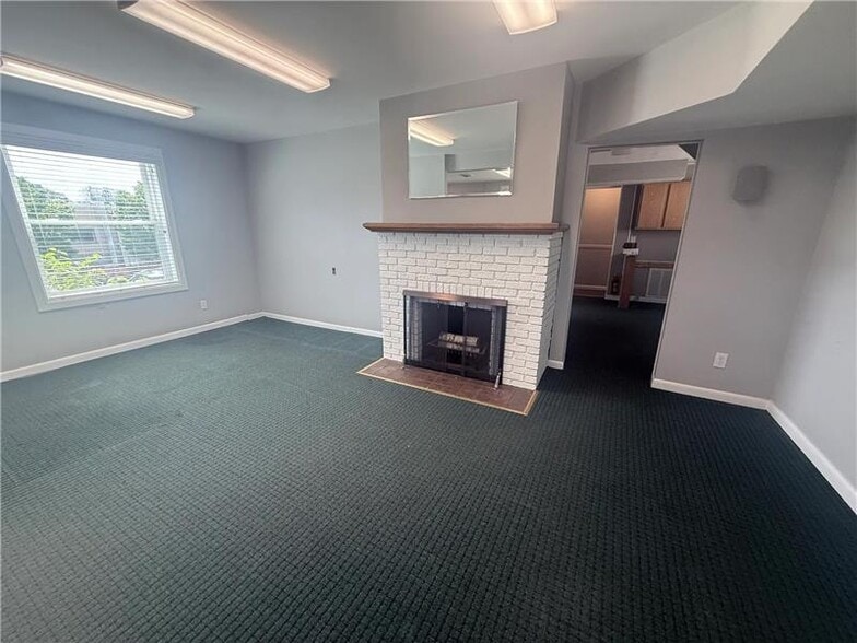 1598 Union St, Schenectady, NY à louer - Photo intérieure – Image 3 sur 10