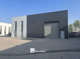 Plus de détails pour 10 Rue Jacquard, Chassieu - Local d'activités à louer