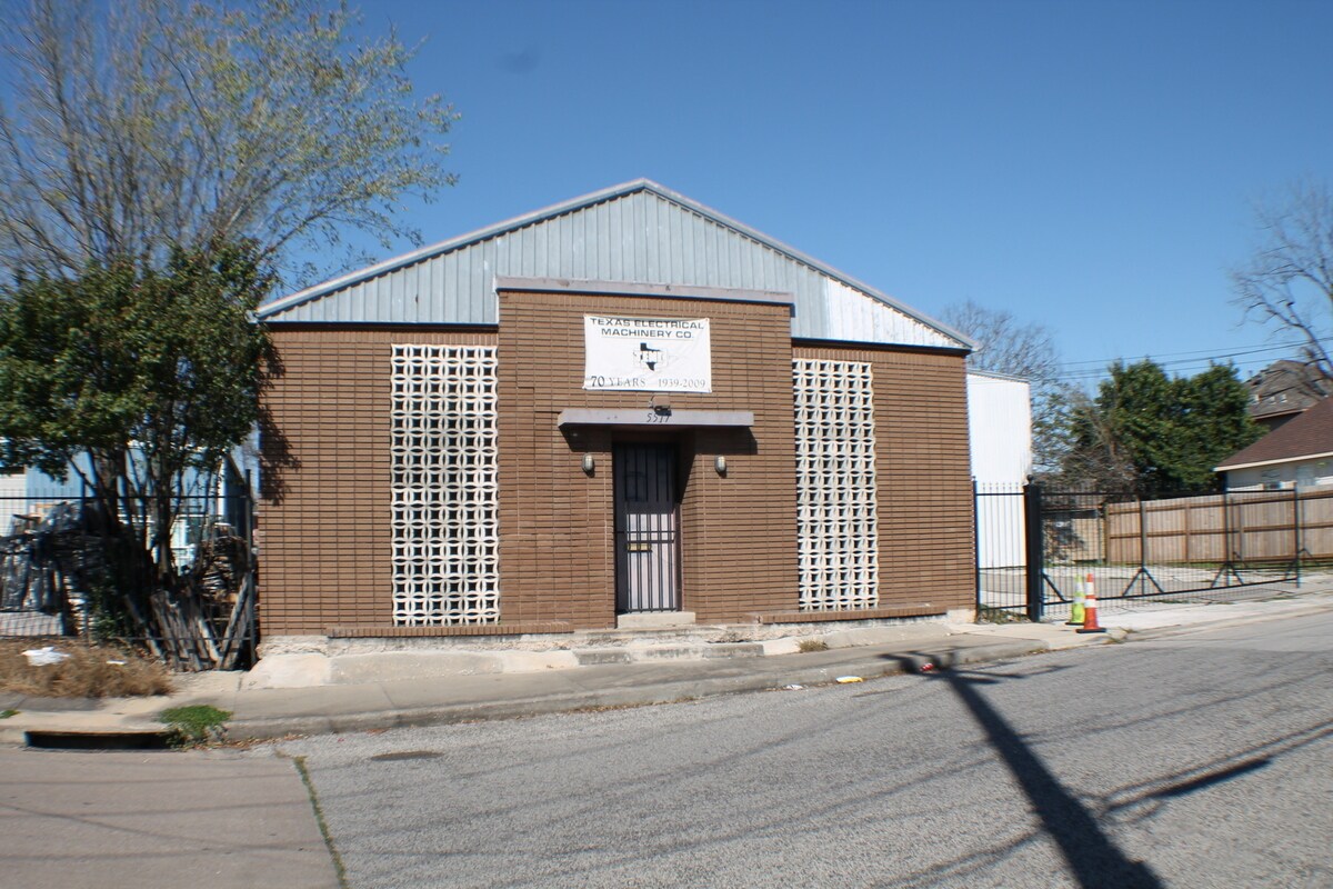 View Photo