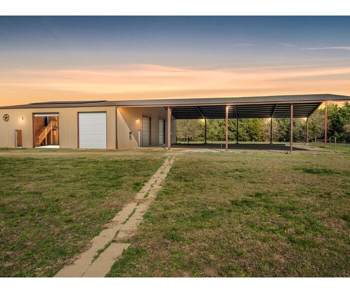 12488 Eastline Rd, Trenton, TX à vendre - Photo de l’immeuble – Image 1 sur 22
