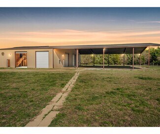 Plus de détails pour 12488 Eastline Rd, Trenton, TX - Spécialisé à vendre