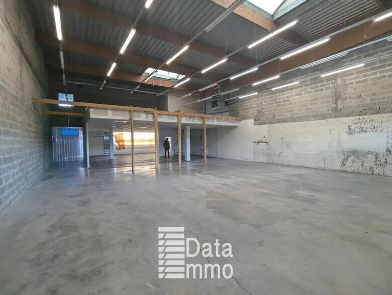 3 Rue Des Coutures, Torcy à louer - Photo de l’immeuble – Image 3 sur 8