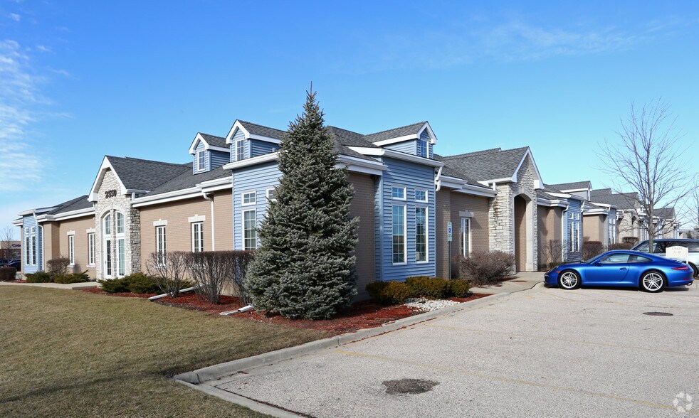 2550 Compass Rd, Glenview, IL à vendre - Photo principale – Image 1 sur 14