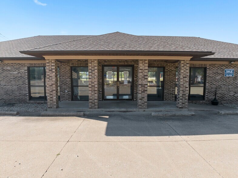 6455 Center Grove Rd, Edwardsville, IL à vendre - Photo de l’immeuble – Image 2 sur 16