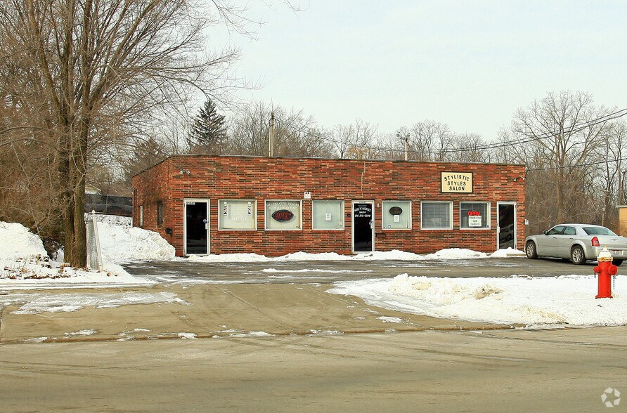 5396 Lee Rd, Maple Heights, OH à louer - Photo de l’immeuble – Image 2 sur 3