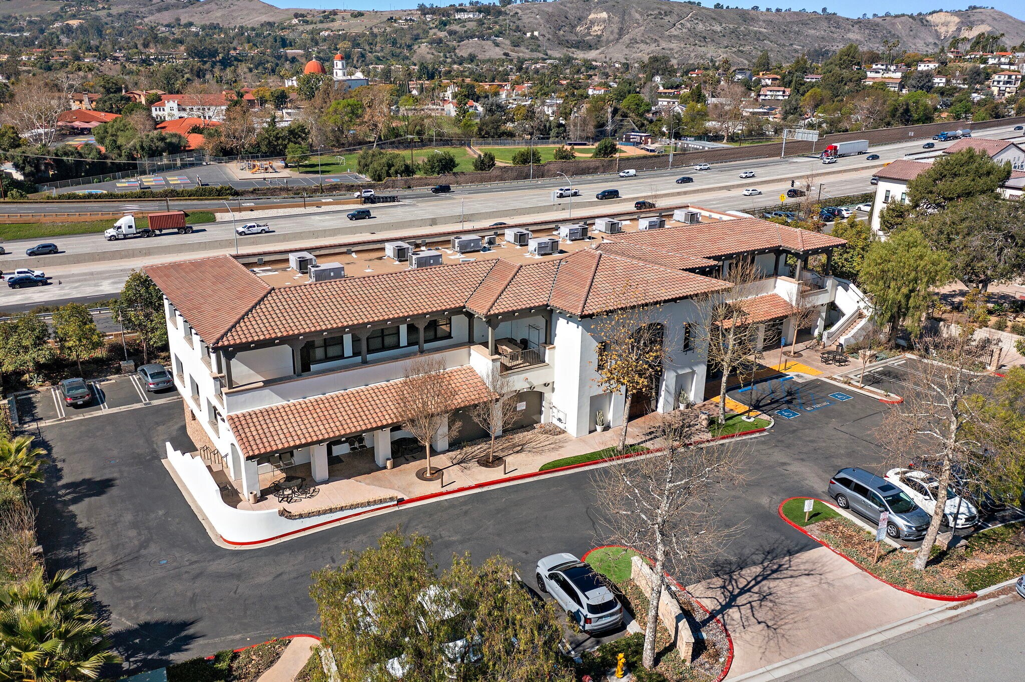 31601 Avenida Los Cerritos, San Juan Capistrano, CA à louer Photo de l’immeuble– Image 1 sur 34