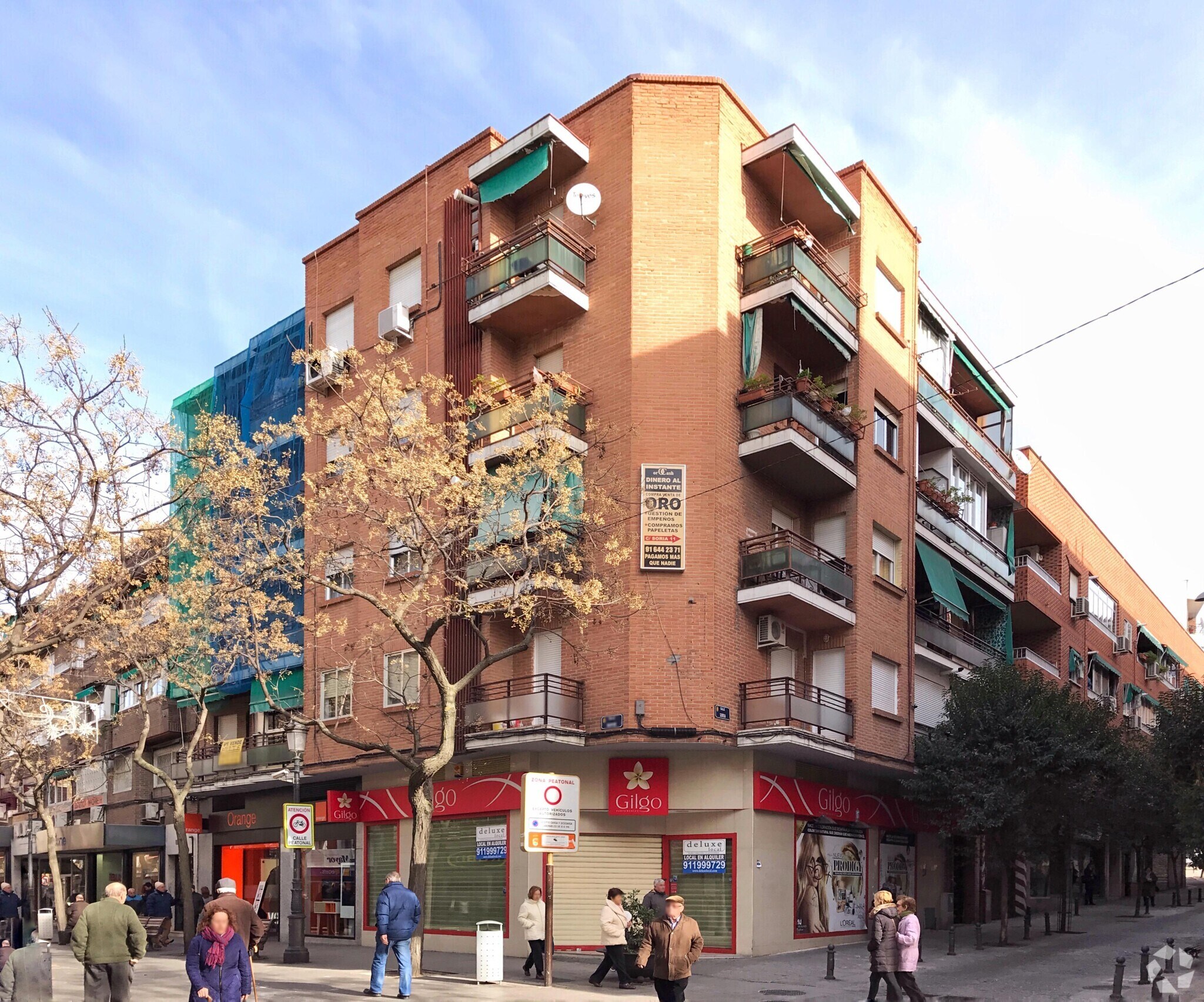 Local commercial dans Alcorcón, Madrid à louer Photo principale– Image 1 sur 5