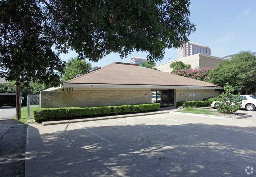 5344 Alpha Rd, Dallas, TX à vendre - Photo de l’immeuble – Image 3 sur 10