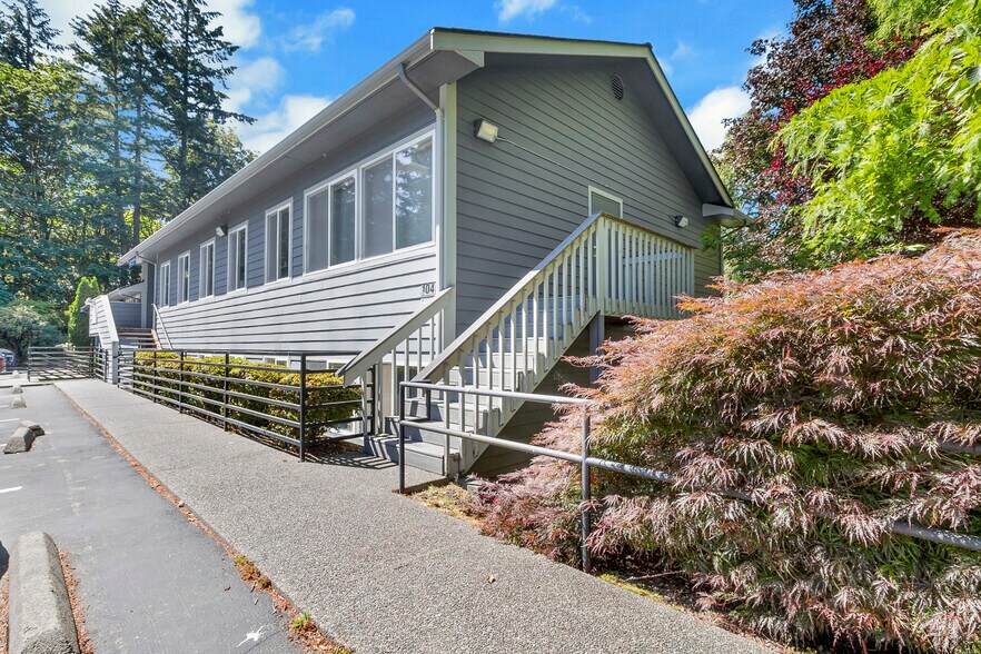 104 Tremont Ave, Port Orchard, WA à vendre - Photo de l’immeuble – Image 3 sur 65