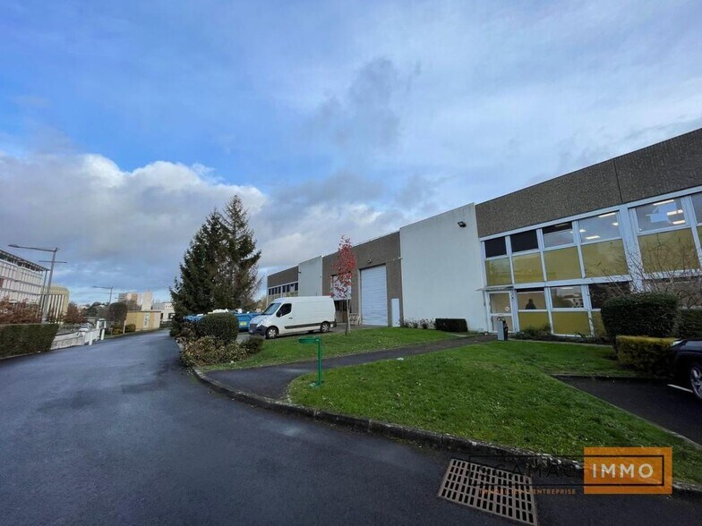 Industriel/Logistique dans MASSY à louer - Photo de l’immeuble – Image 3 sur 4