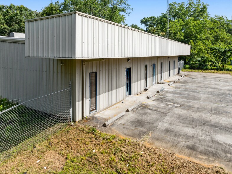 106 Torrence Rd, Tuskegee, AL à vendre - Photo de l’immeuble – Image 3 sur 8
