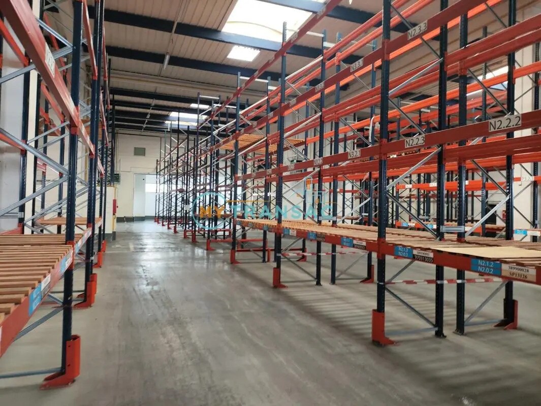 Local d’activités dans Bonneuil-sur-Marne à louer Photo intérieure– Image 1 sur 11