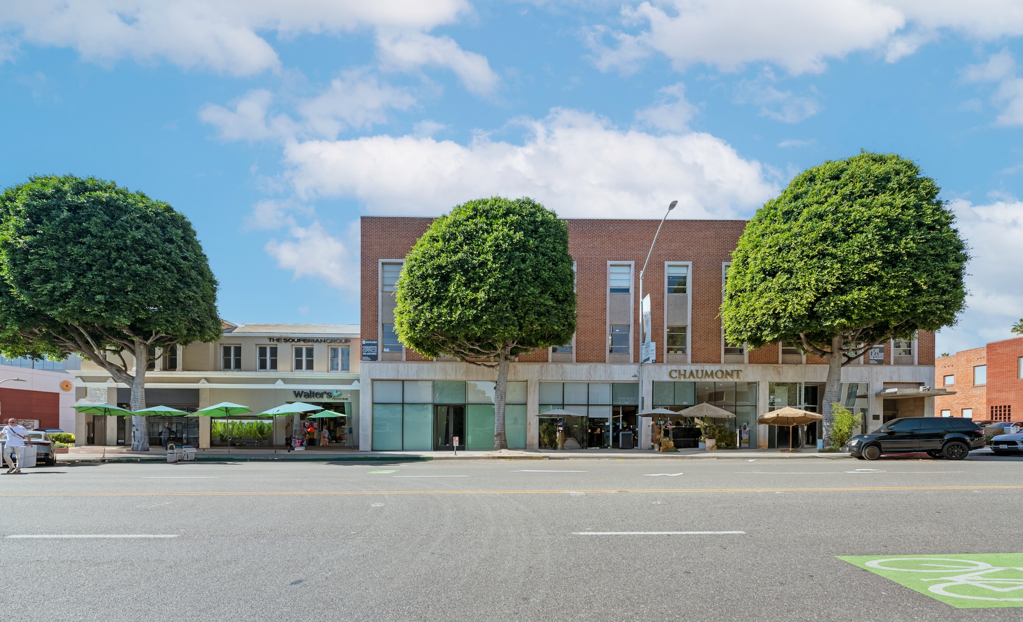 139-147 S Beverly Dr, Beverly Hills, CA à louer Photo principale– Image 1 sur 18