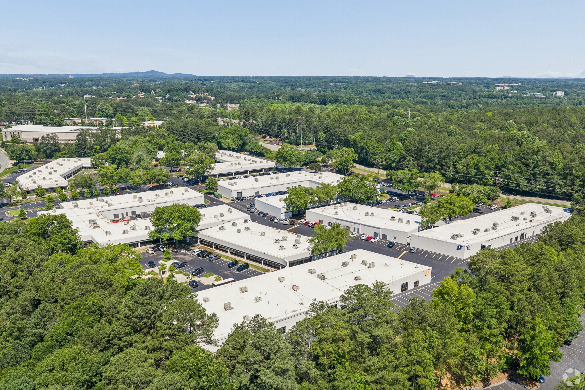 1000 Holcomb Woods Pky, Roswell, GA à louer Aérien– Image 1 sur 17