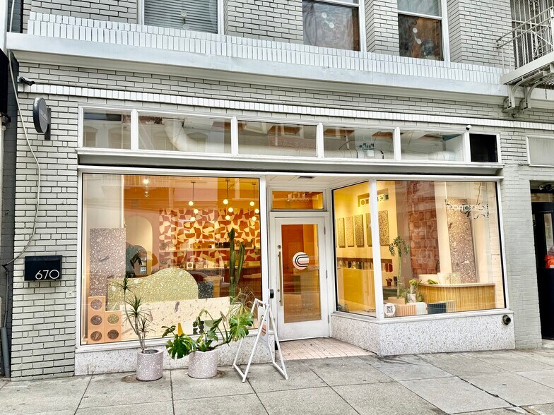 670 Clay St, San Francisco, CA à louer - Photo de l’immeuble – Image 1 sur 1