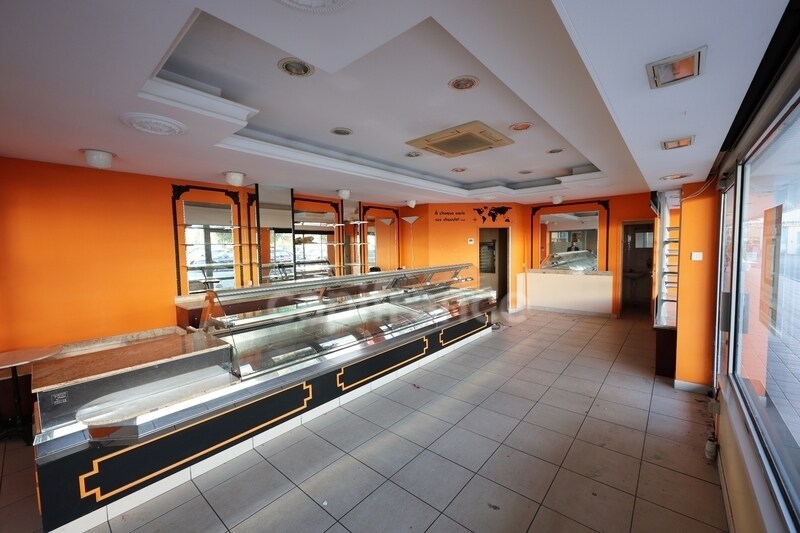 Local commercial dans Poitiers à vendre Photo de l’immeuble– Image 1 sur 7