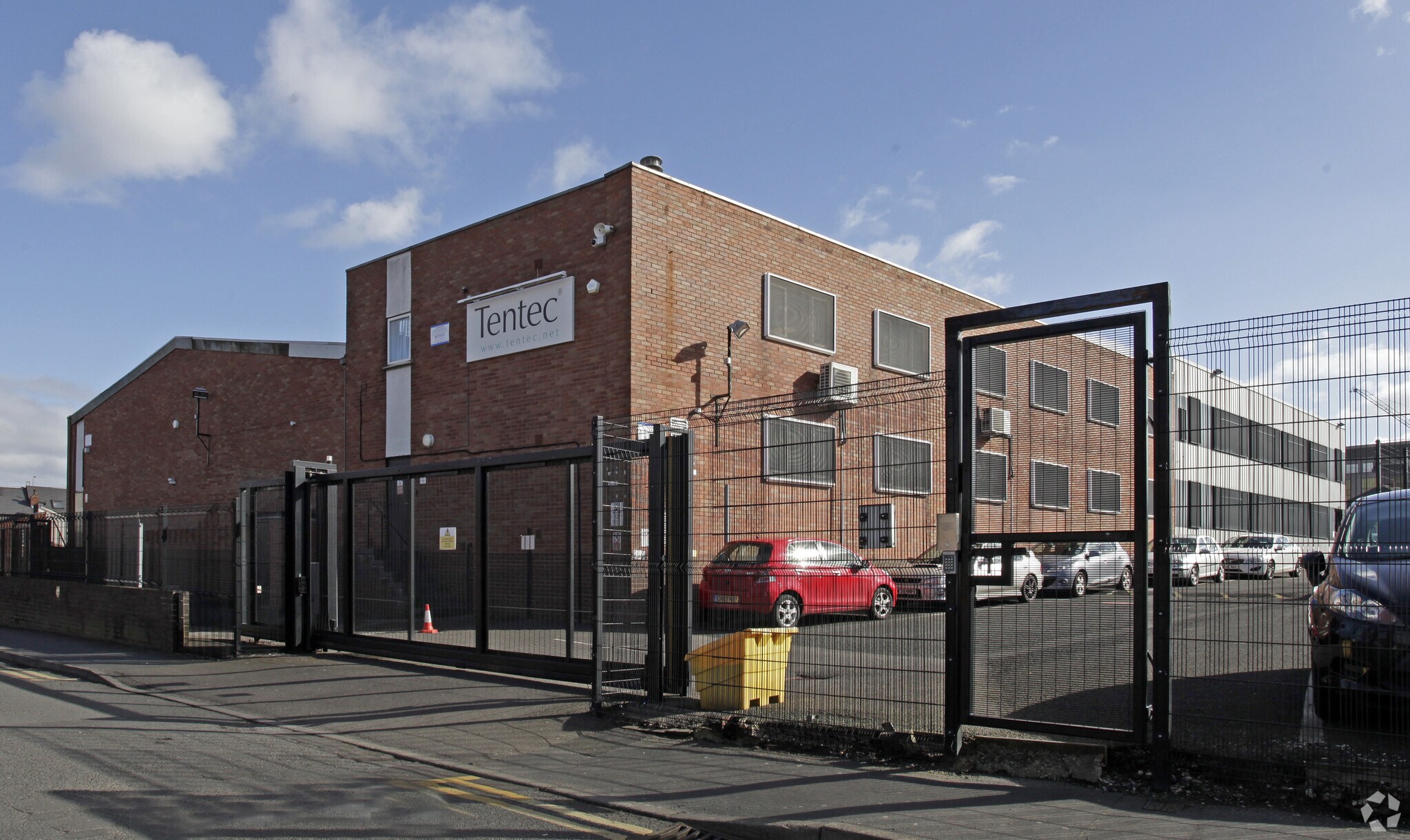 Guns Ln, West Bromwich à louer Photo de l’immeuble– Image 1 sur 6