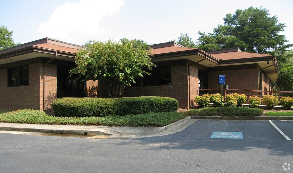 6685 Merchants Way, Morrow, GA à vendre - Photo de l’immeuble – Image 2 sur 18